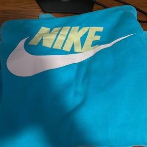 Nike sweatshirt